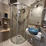 Caminneci Palace Boutique Apartament *
