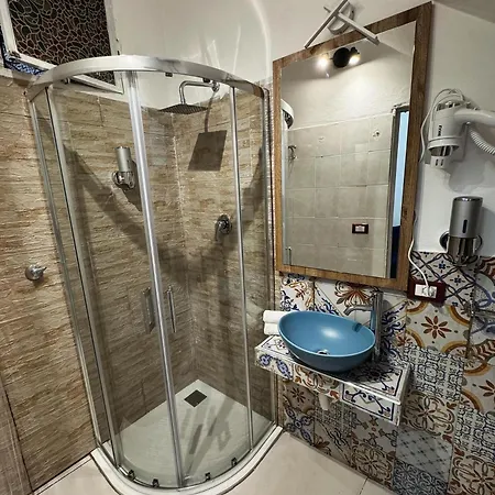 Apartment Caminneci Palace &