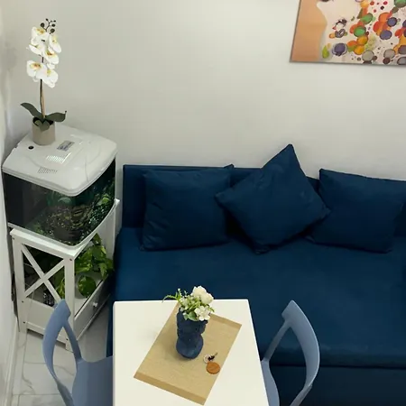 Caminneci Palace & Apartment *