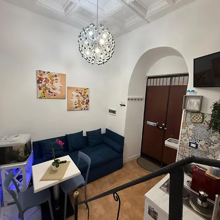 Caminneci Palace & Apartment Palermo