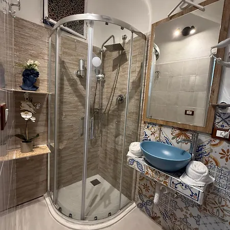 Caminneci Palace Boutique Apartamento *