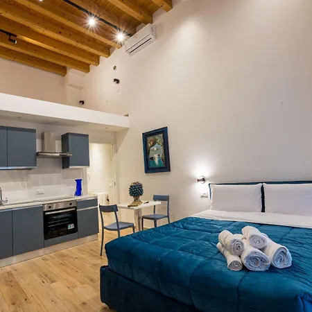 Caminneci Palace Boutique *