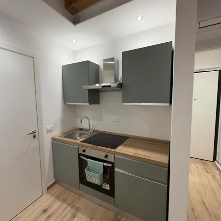 Caminneci Palace Boutique *